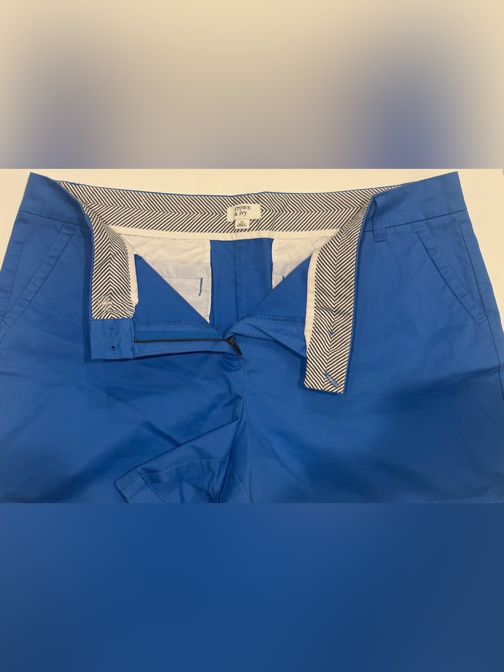 Crown & Ivy Women's Flat-Front Cotton Chino Shorts - Royal Blue - Size 16 - Picture 5 of 8